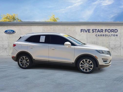 White Platinum Metallic Tri-Coat 2017 Lincoln MKC Select