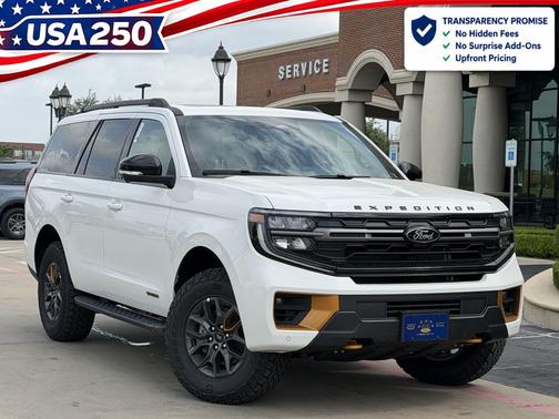 Star White Metallic Tri-Coat 2026 Ford Expedition Tremor