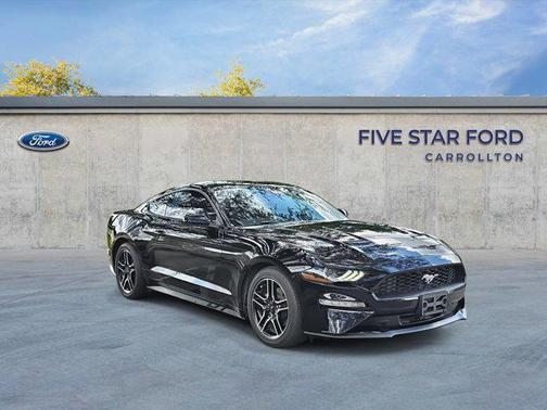 2022 Ford Mustang EcoBoost