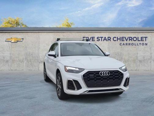 White 2024 Audi Q5 45 S line Premium Plus