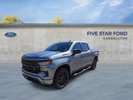 2025 Chevrolet Silverado 1500 Custom