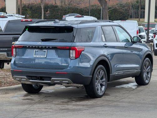 2026 Ford Explorer Active w/200A Pkg