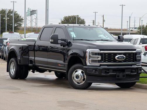 2026 Ford F-350 Platinum