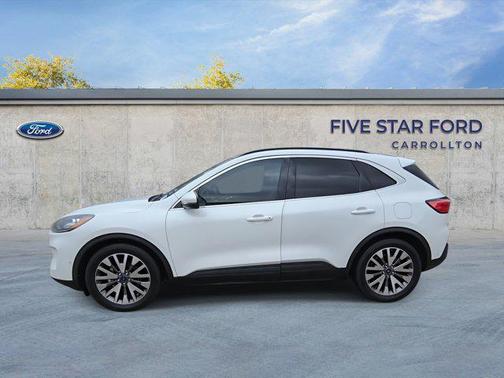 2020 Ford Escape Titanium