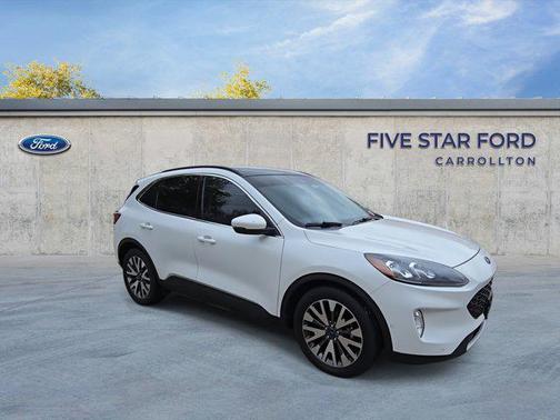 2020 Ford Escape Titanium