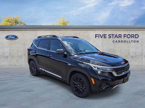 2022 Kia Seltos Nightfall Edition