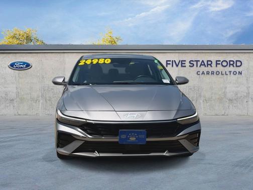Toreador Red 2025 Hyundai ELANTRA Limited