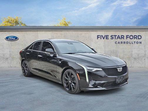 2023 Cadillac CT4 Luxury