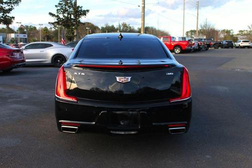 Photo 4 of 28 of 2018 Cadillac XTS Luxury