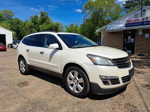 White 2014 Chevrolet Traverse LTZ