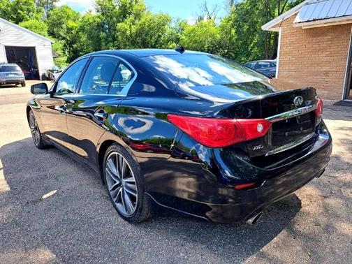 2014 INFINITI Q50 Hybrid Sport