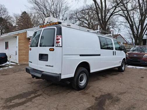 2000 Chevrolet Express 3500 Extended Wagon
