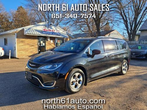 2017 Chrysler Pacifica Touring-L