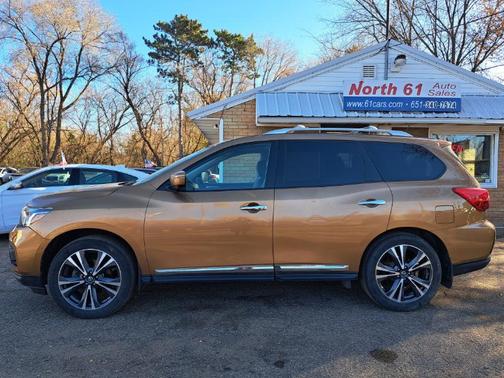 2017 Nissan Pathfinder Platinum