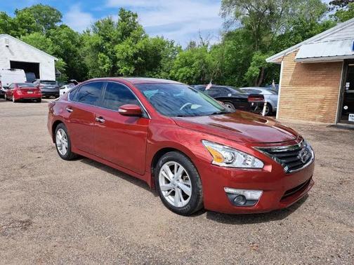 Cayenne Red 2015 Nissan Altima 2.5 SV