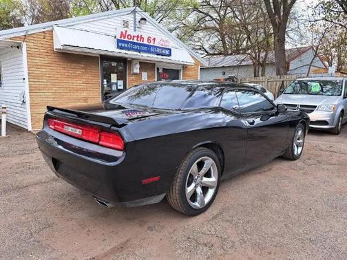 Black Clearcoat 2014 Dodge Challenger SXT