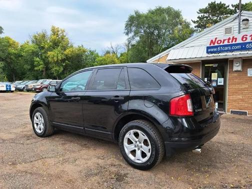 Tuxedo Black Metallic 2013 Ford Edge SE