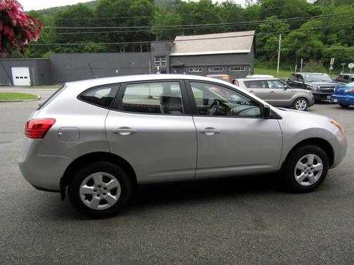 2009 Nissan Rogue S