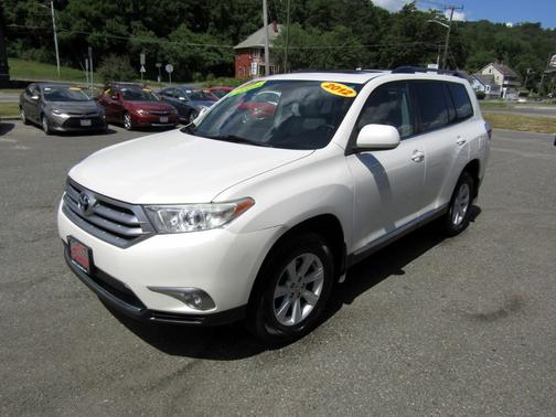 2012 Toyota Highlander SE