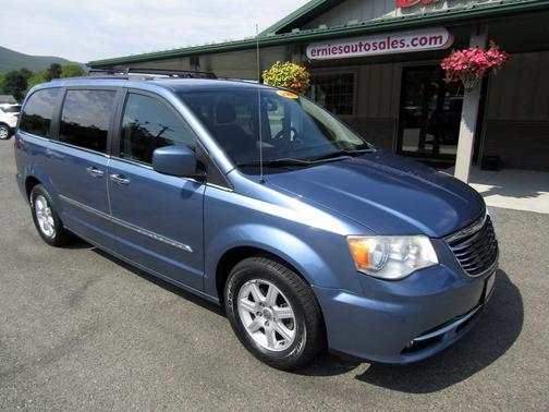 2011 Chrysler Town & Country Touring