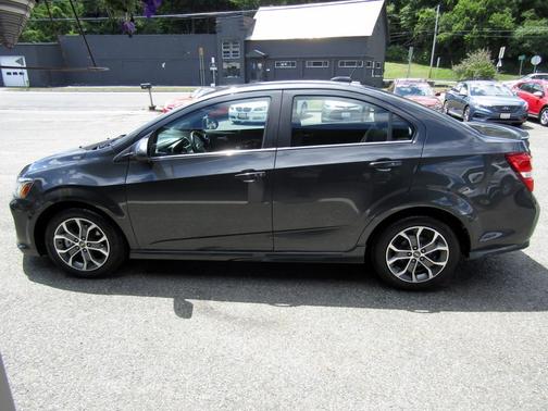 2017 Chevrolet Sonic LT