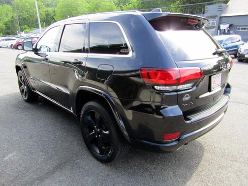 Black 2015 Jeep Grand Cherokee Altitude