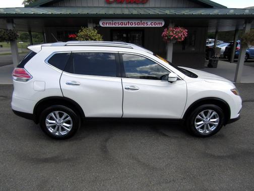 2016 Nissan Rogue SV