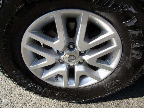 2016 Nissan Frontier SV