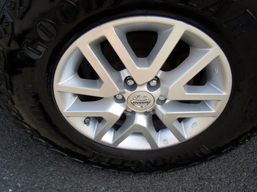 2016 Nissan Frontier SV