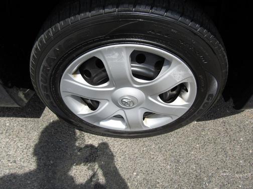 2009 Toyota Matrix Base