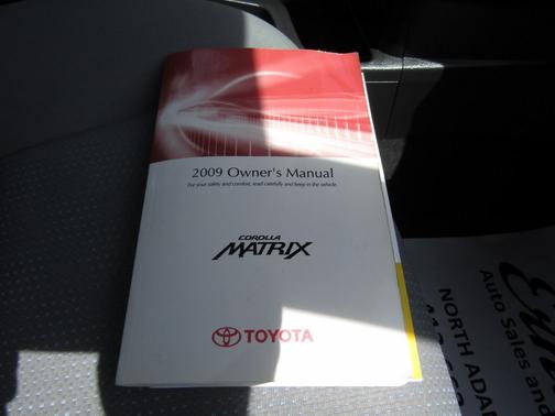 2009 Toyota Matrix Base