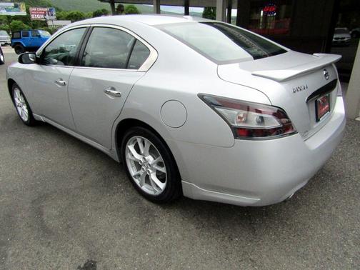 Silver 2012 Nissan Maxima SV