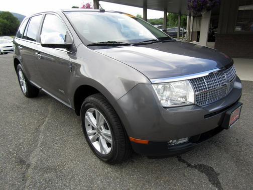 2010 Lincoln MKX Base