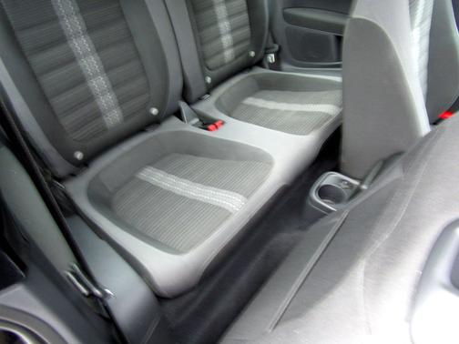 2012 Volkswagen Beetle 2.0T Turbo