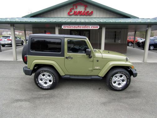 2013 Jeep Wrangler Sahara