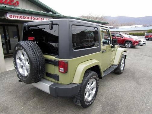 2013 Jeep Wrangler Sahara