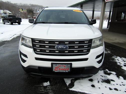 2016 Ford Explorer Base