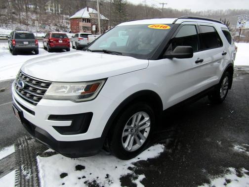 2016 Ford Explorer Base