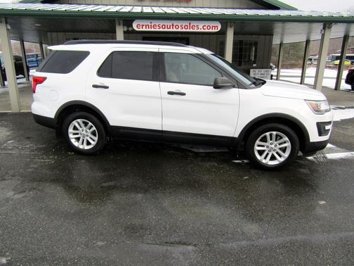 2016 Ford Explorer Base