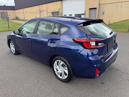 2024 Subaru Impreza Base