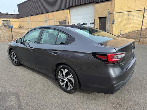 2024 Subaru Legacy Base (CVT)