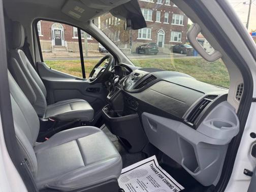 Oxford White 2017 Ford Transit-250 Base