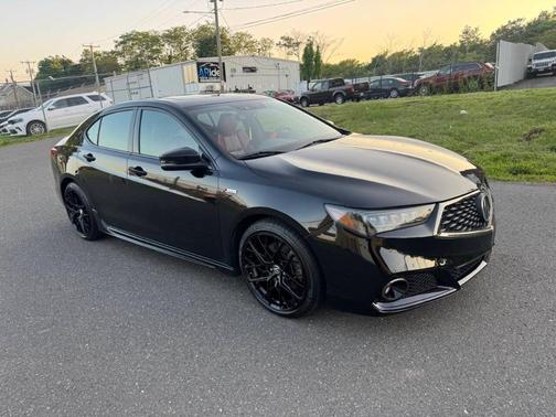 2019 Acura TLX Technology & A-Spec