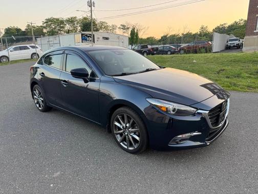 2018 Mazda Mazda3 Grand Touring