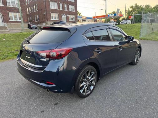 2018 Mazda Mazda3 Grand Touring