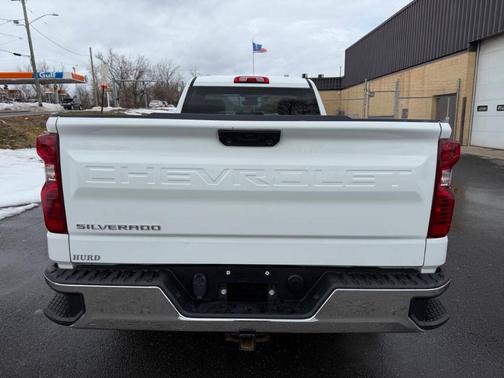 Summit White 2022 Chevrolet Silverado 1500 WT