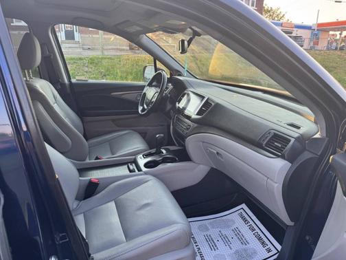 Obsidian Blue Pearl 2018 Honda Pilot EX-L