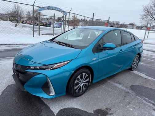 2022 Toyota Prius Prime XLE