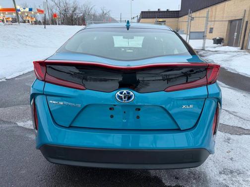 2022 Toyota Prius Prime XLE