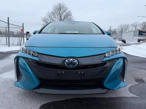 2022 Toyota Prius Prime XLE